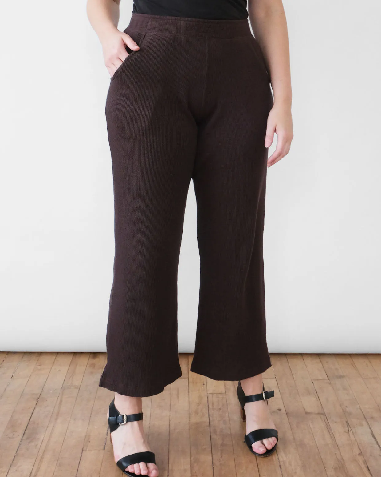 COLBY waffle knit pants in Dark Oak