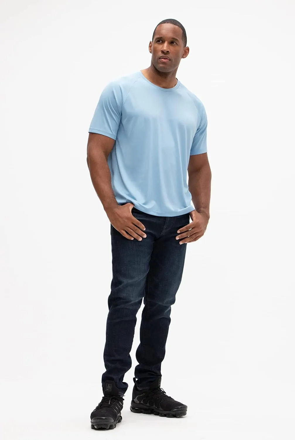 DEVOPS 2 or 5 Pack Men's UPF 50  Sun Protection Moisture Wicking Dry-Fit Short Sleeve Workout V-Neck Shirts