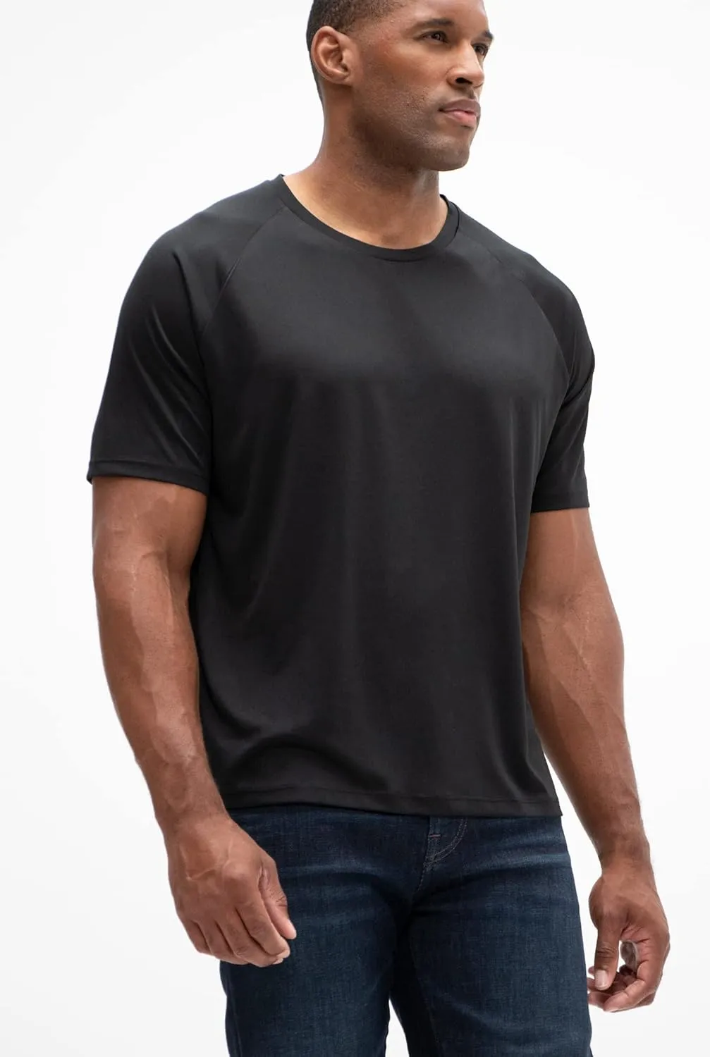 DEVOPS 2 or 5 Pack Men's UPF 50  Sun Protection Moisture Wicking Dry-Fit Short Sleeve Workout V-Neck Shirts