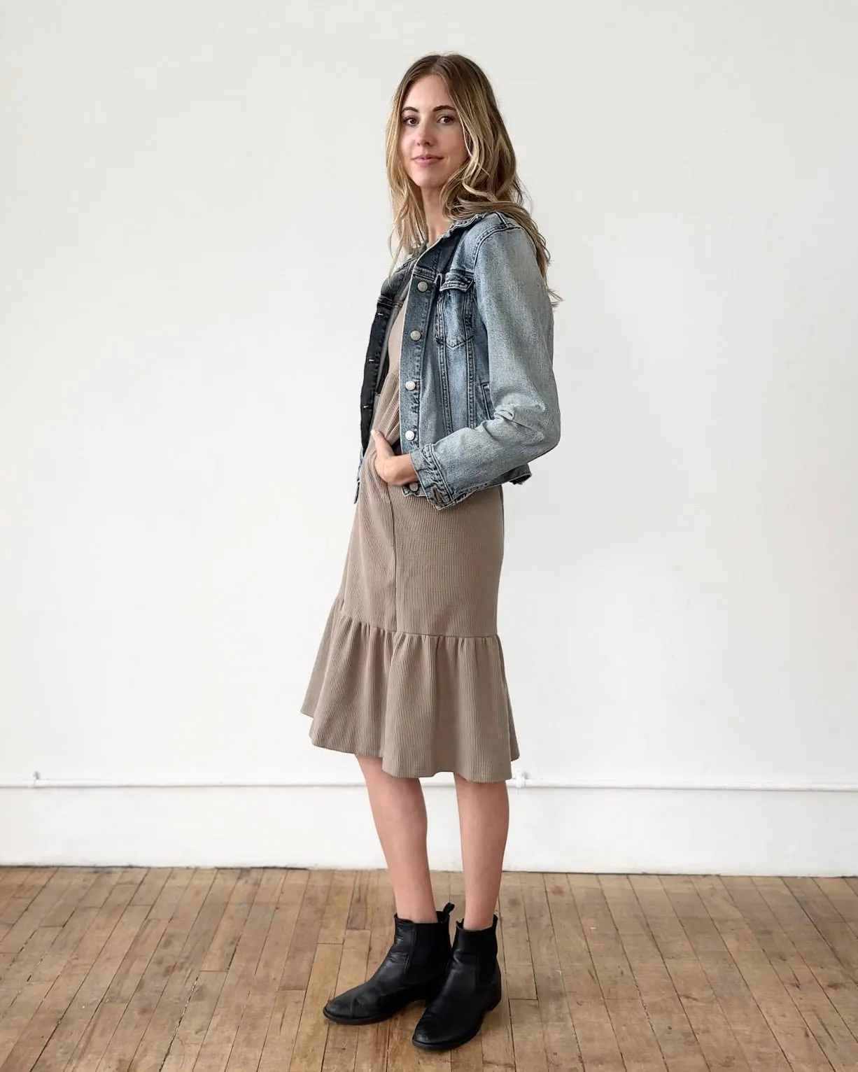 PHOENIX waffle knit dress in Taupe Grey