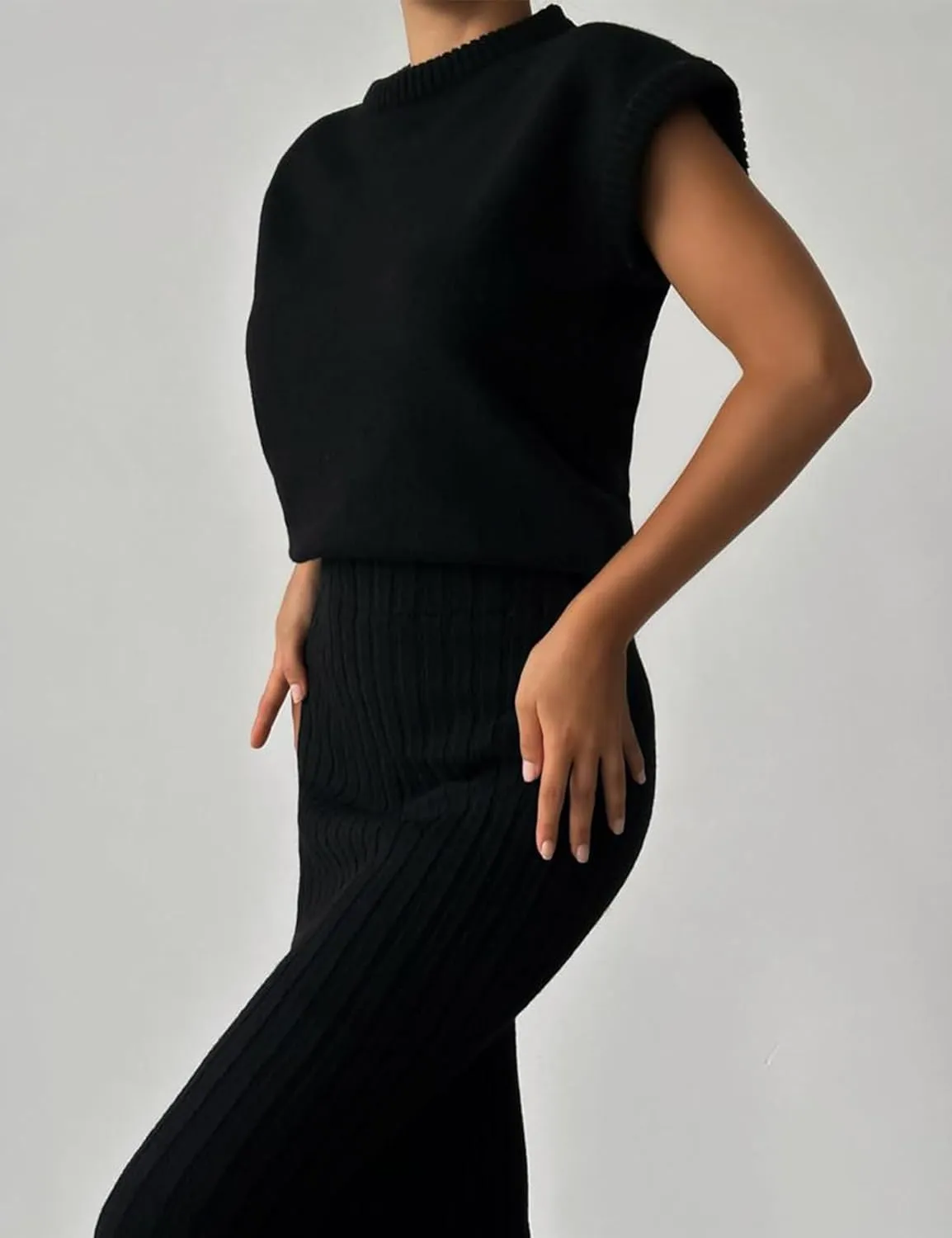 Zhiyouni Women's 2 Piece Sweater Sets Outfits Knit Vest Pullover Bodycon Maxi Skirts Loungewear